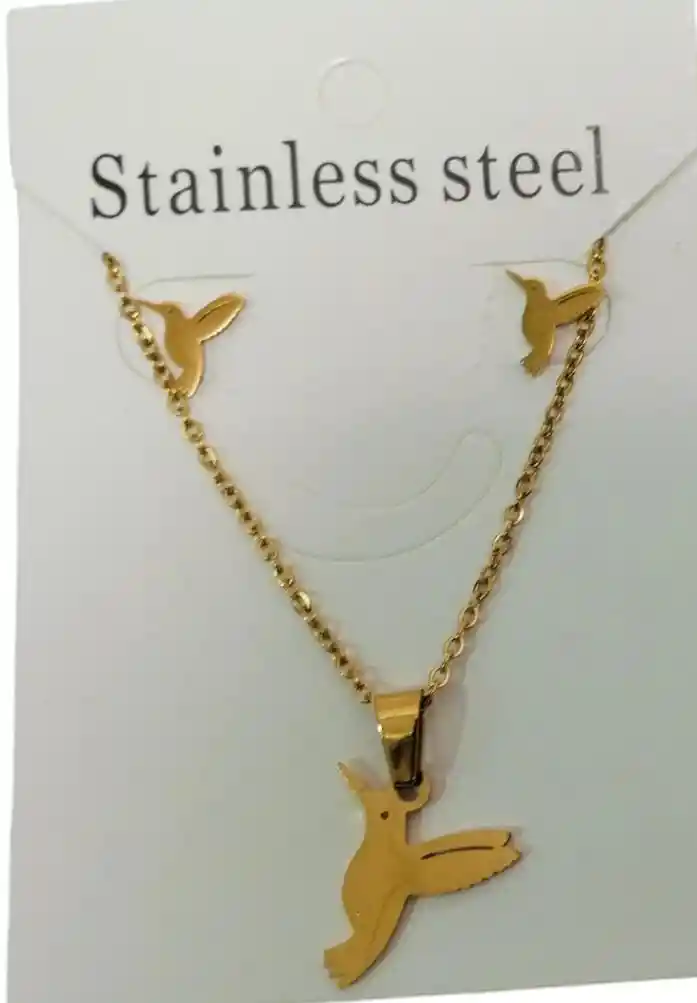 Juego Cadena, Dije Y Aretes En Acero Diseño Colibri