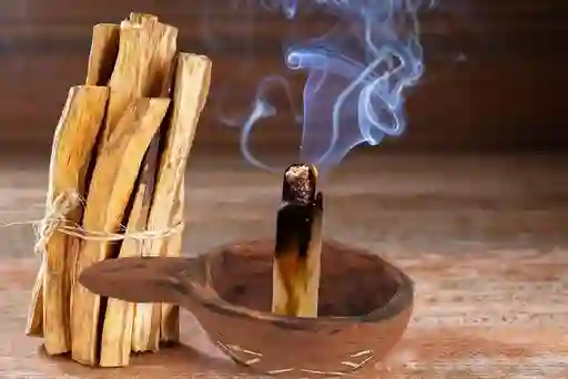 Palo Santo O Madera Sagrada