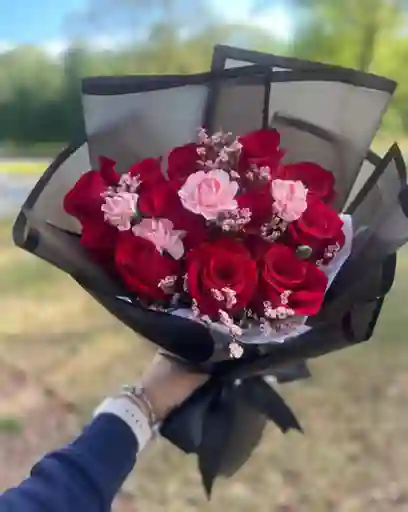 Bouquet Rosas Rojas Y Rosadas