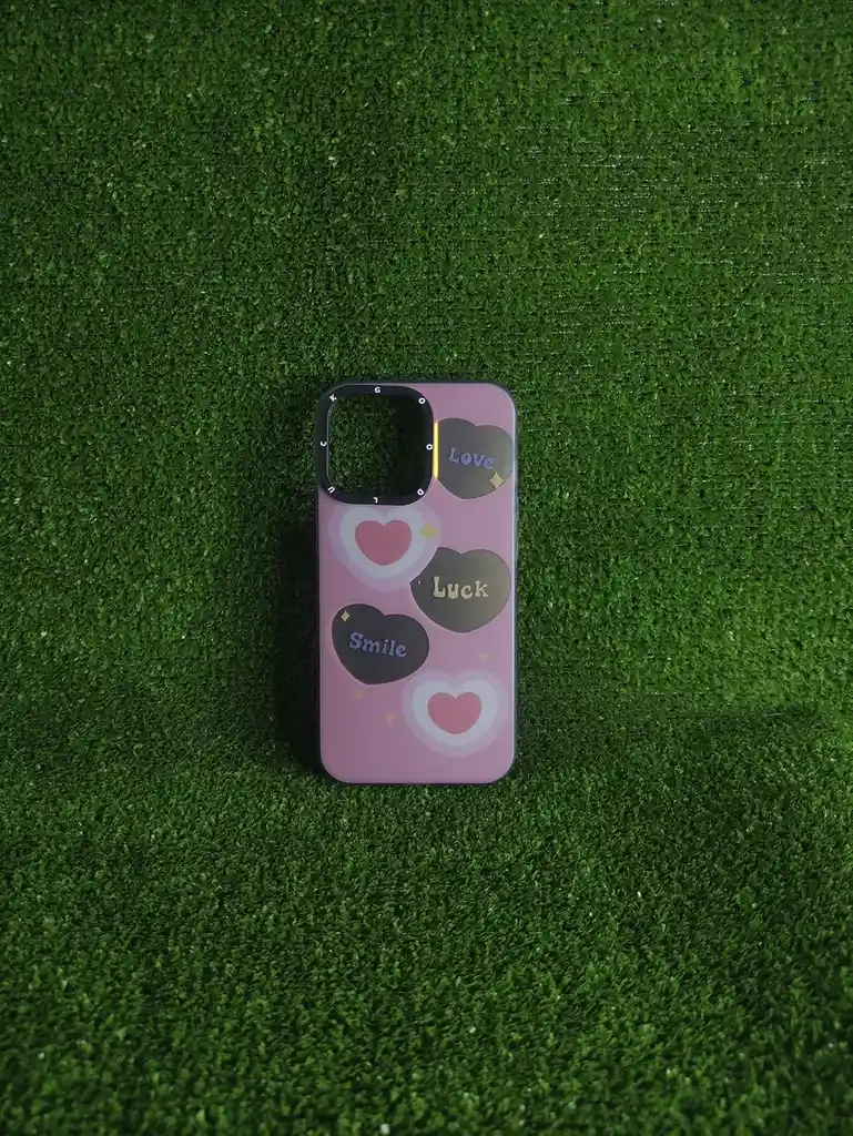Iphone 13 Pro| Forro Protector | Case Rigido|good Luck |love Luck Smile| Bordes Reforzados |iphone| Carcasa | Funda | Anti Humedad | Full Proteccion.
