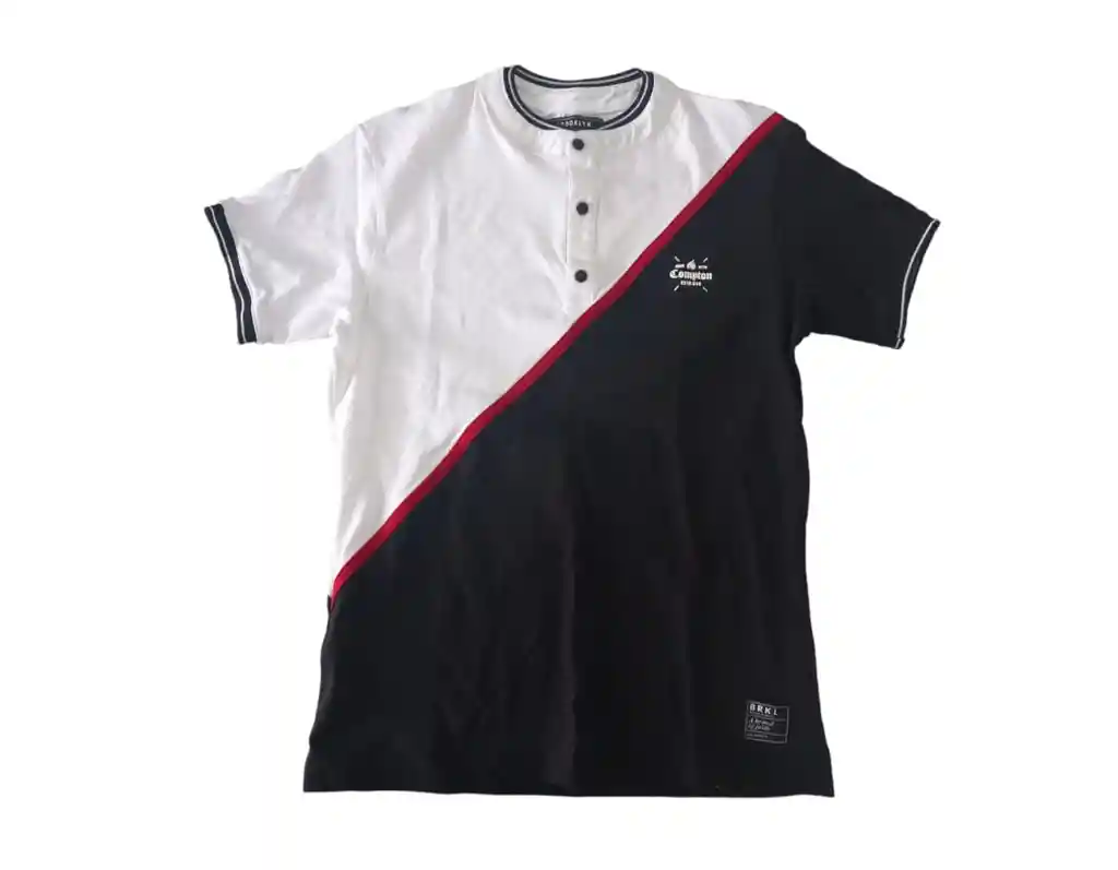 Camiseta Cuello Alto Con Botones Talla M