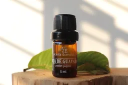 Aceite Esencial De Hoja De Guayabo Ananada