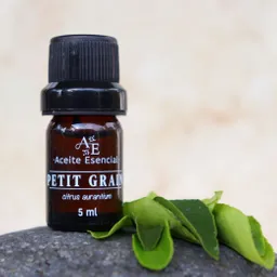 Aceite Esencial De Petit Grain Ananda