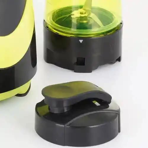 Licuadora Deportiva Verde Universal