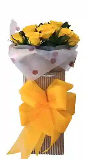 Caja De Rosas Amarillas Cami