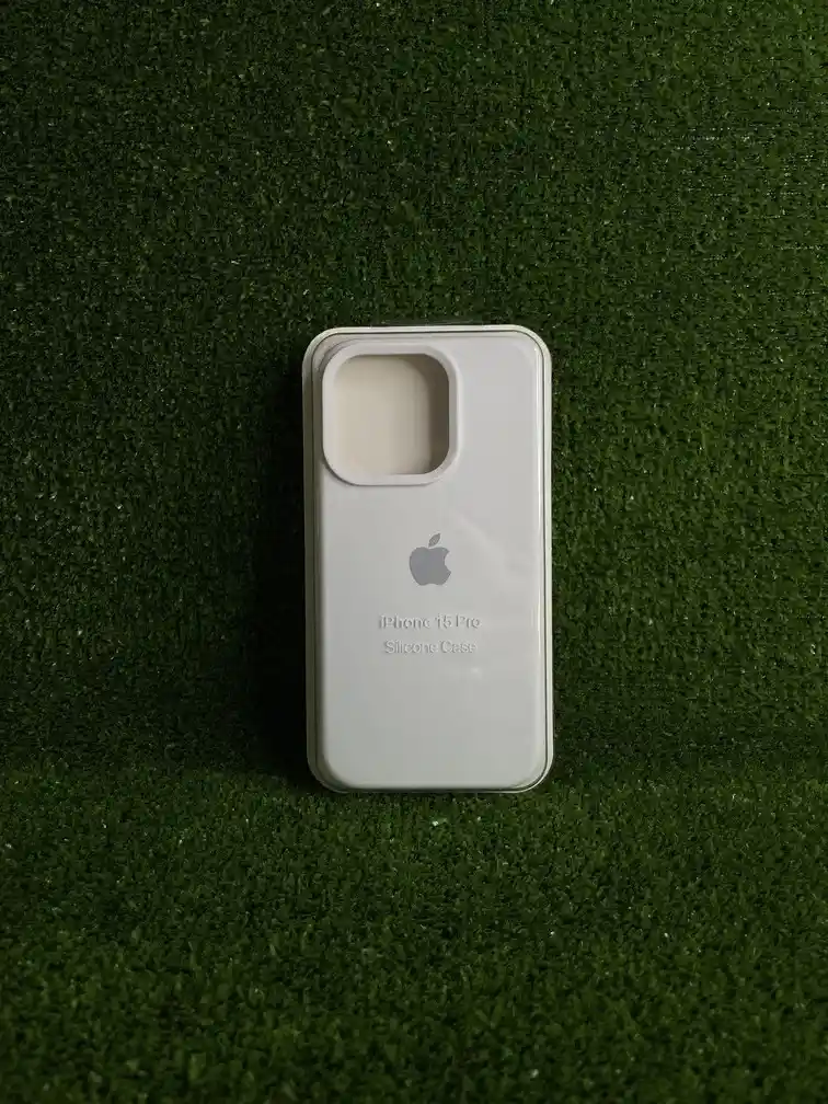 Iphone 15 Pro | Silicone Case | Forro Rigido | Funda Antihumendad | Carcasa Protectora | Full Proteccion | Blanco*