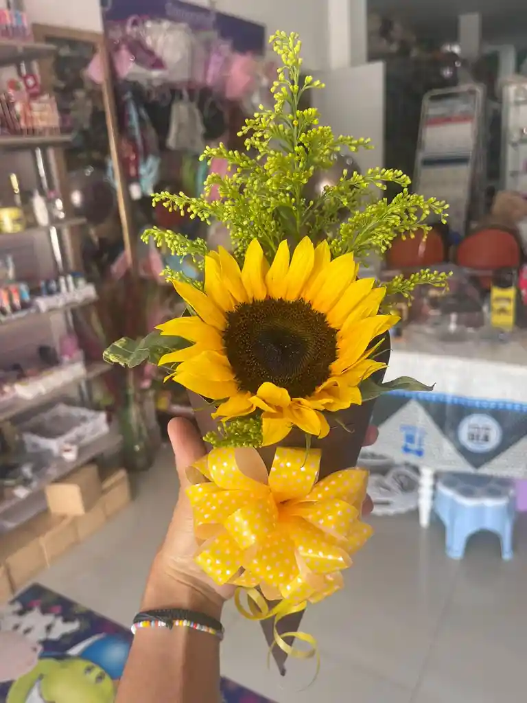 Girasol Mini Bouquet