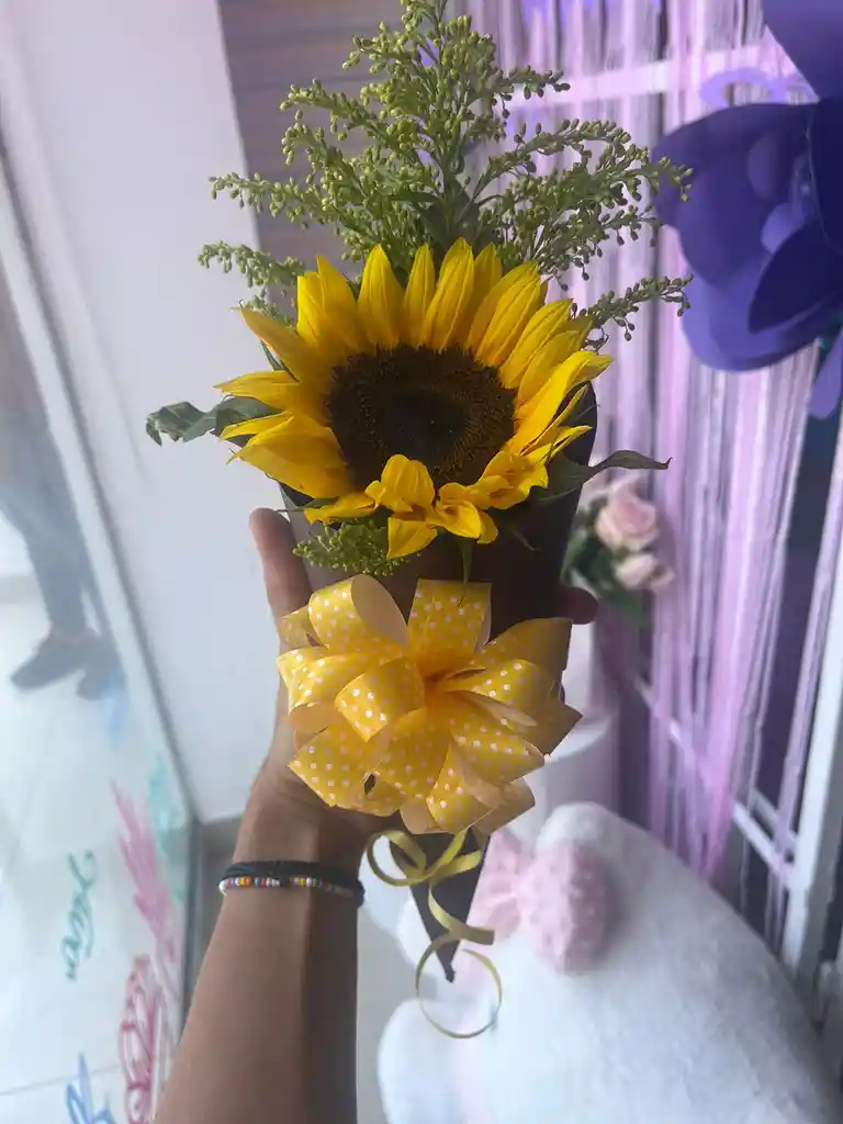 Girasol Mini Bouquet