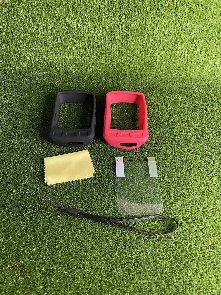 Wahoo Elemnt Roam Set Completo | Silicone Case X1 , Vidrio Templado X1 Y Agarradera De Seguridad X1| Color Del Case Aleatorio | Ciclocomputador