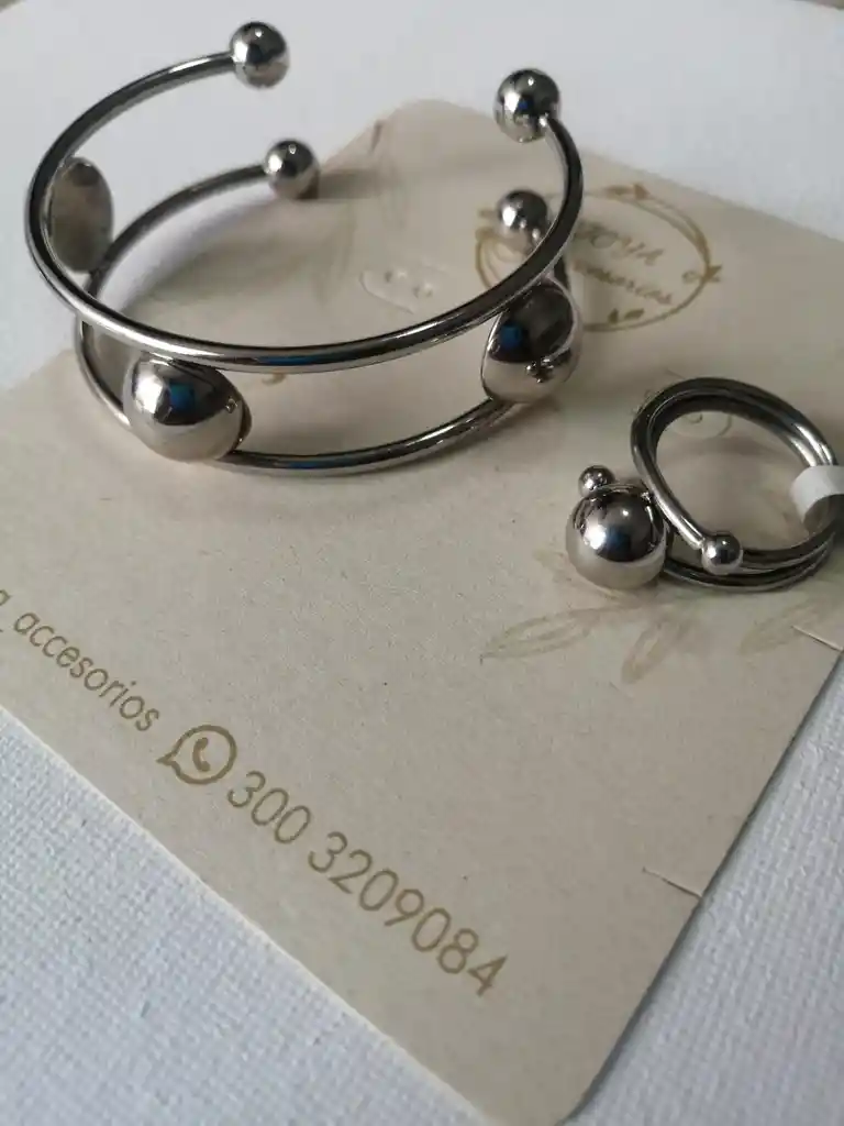 Pulsera Anillo Plateado