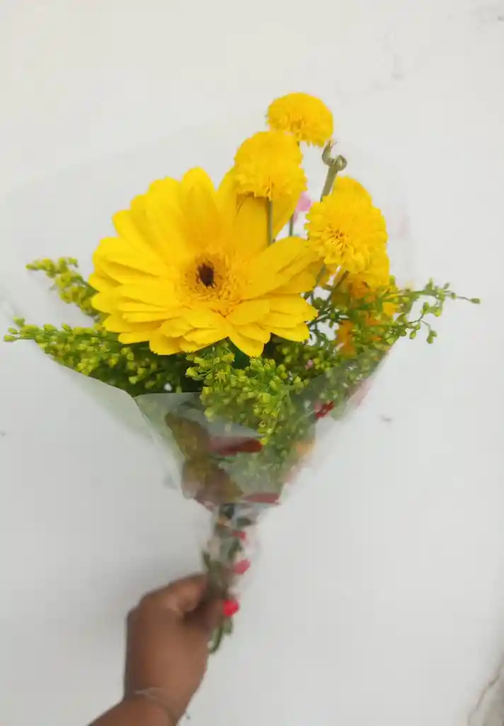 Flores Amarillas