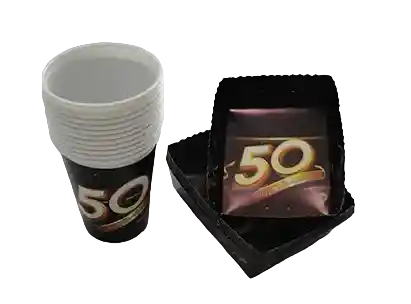 Platos Y Vasos 50 Años Para Torta