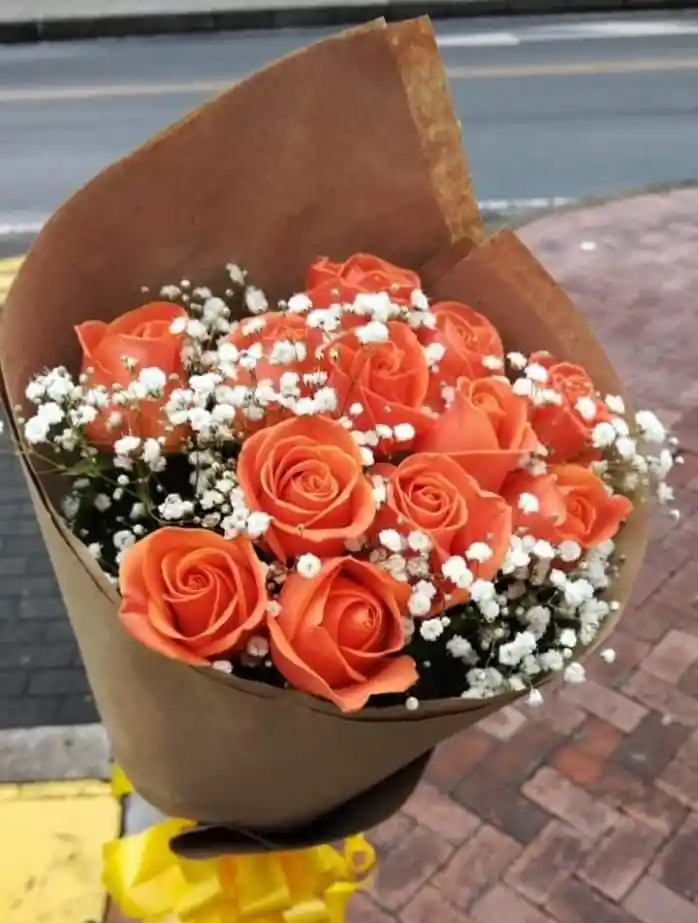 Bouquet De Rosas