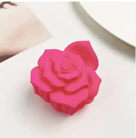 Caimán Diseño Flor Color Fucsia