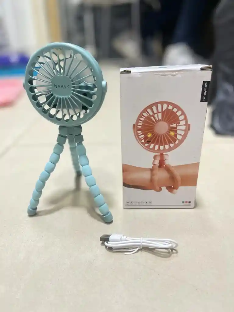 Mini Ventilador Portátil Con Trípode Flexible Pulpo Rosado