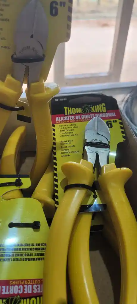 Corta Frío 6" Cacha Amarilla Thomson