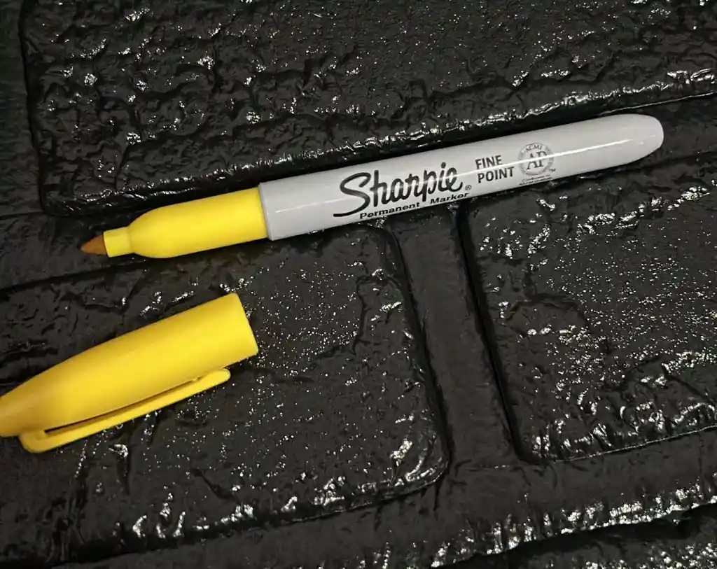 Marcador Sharpie Amarillo Fino Permanente