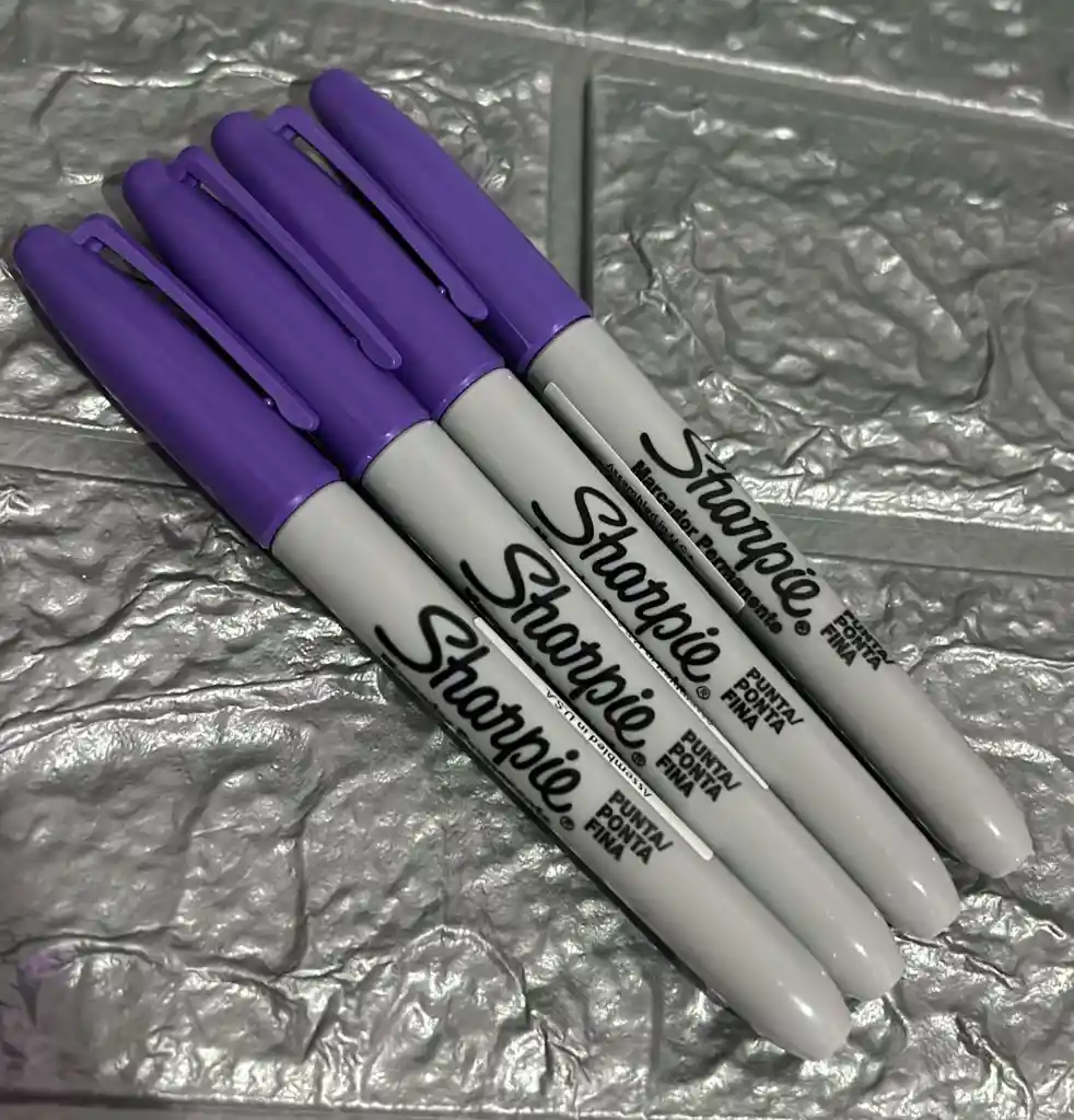 Marcador Sharpie Morado Fino Permanente