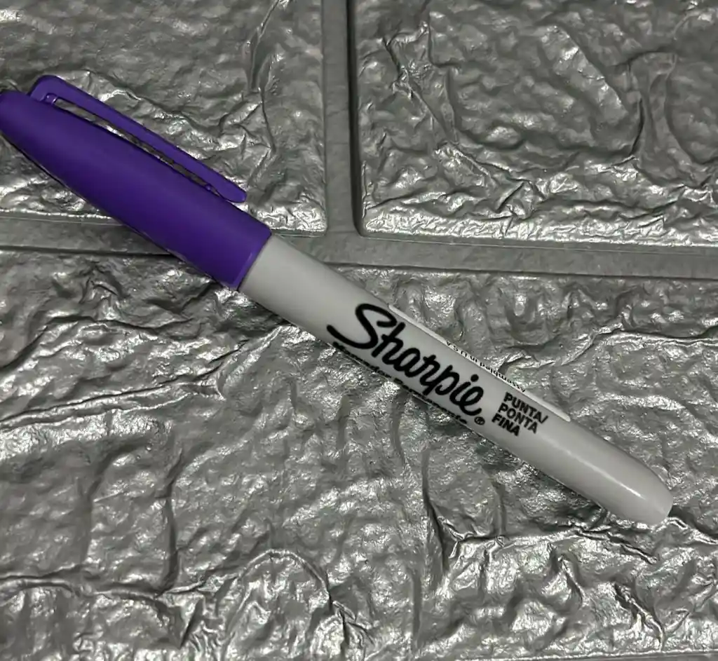 Marcador Sharpie Morado Fino Permanente