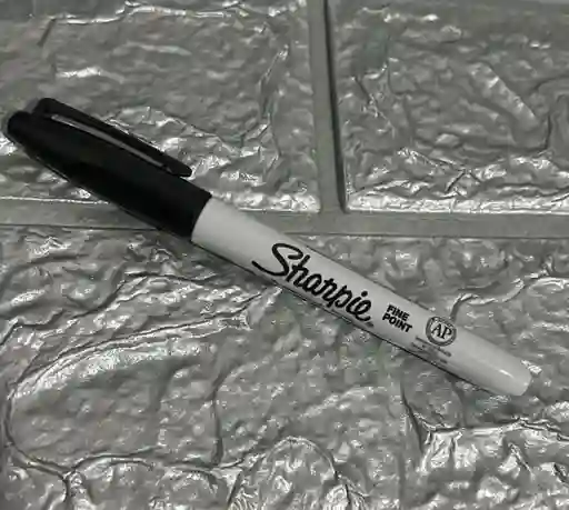 Marcador Sharpie Negro Fino Permanente