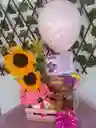 Girasoles Y Personaje En Peluche