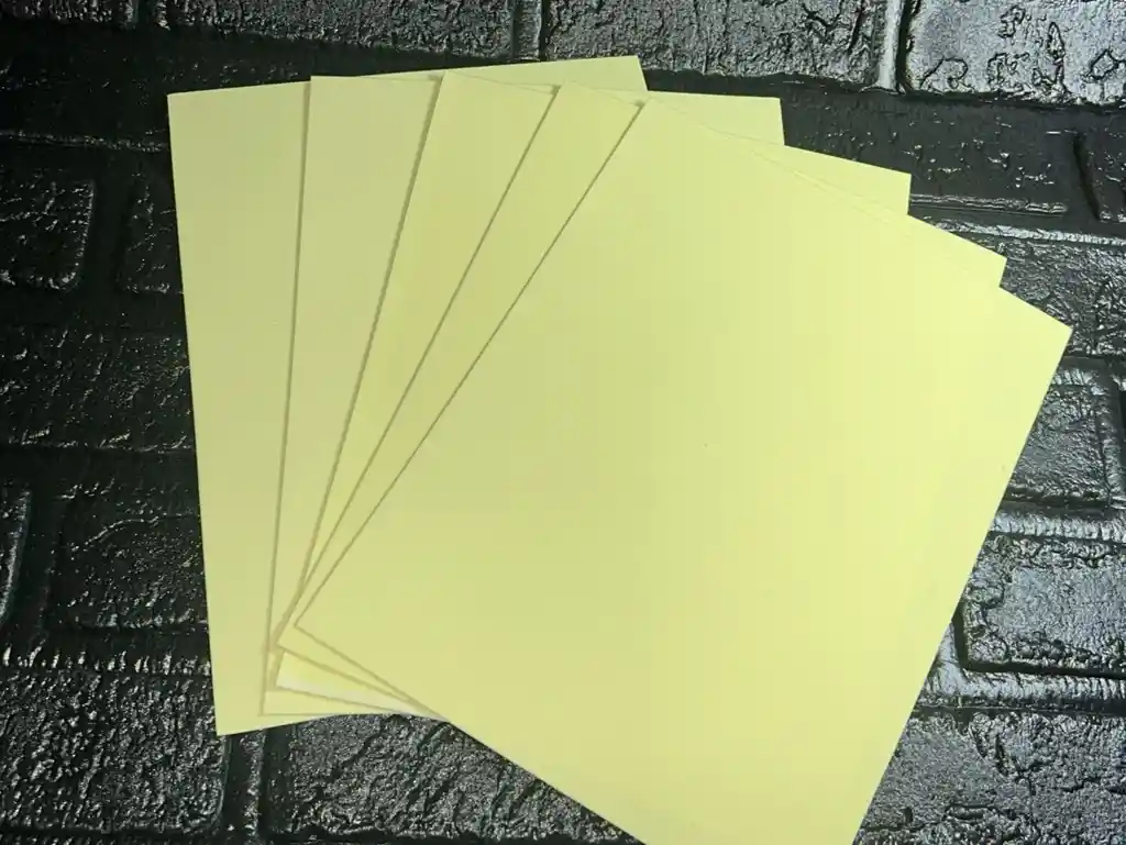 Fomi Amarillo Pastel 1/8