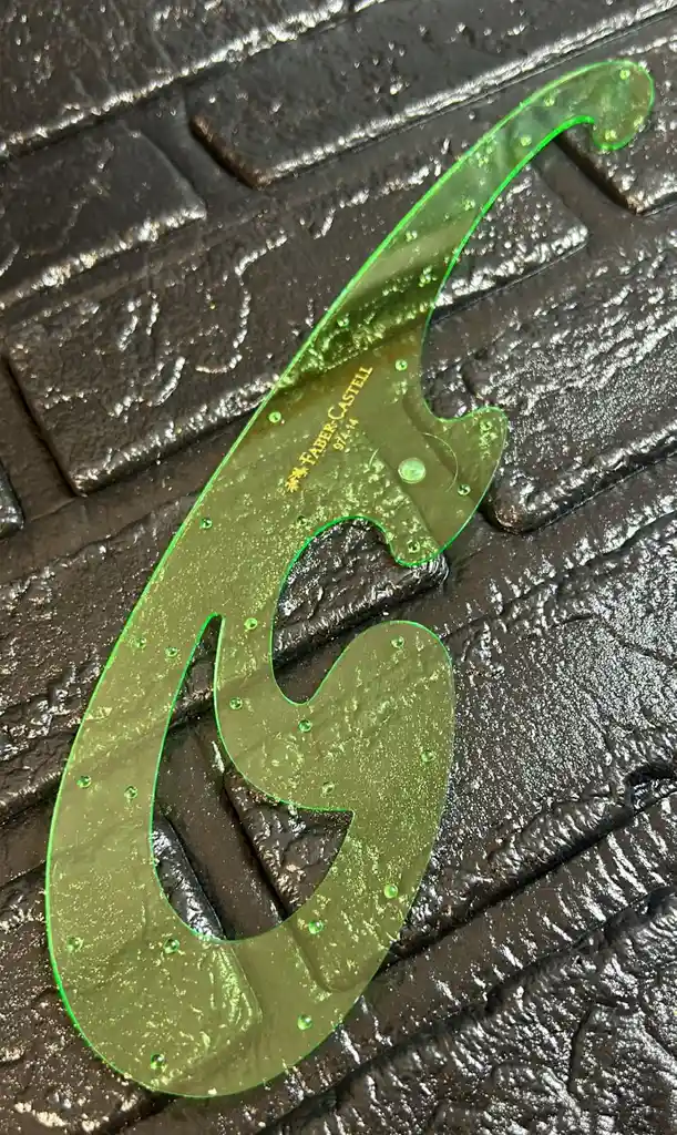 Curvigrafo Faber Castell