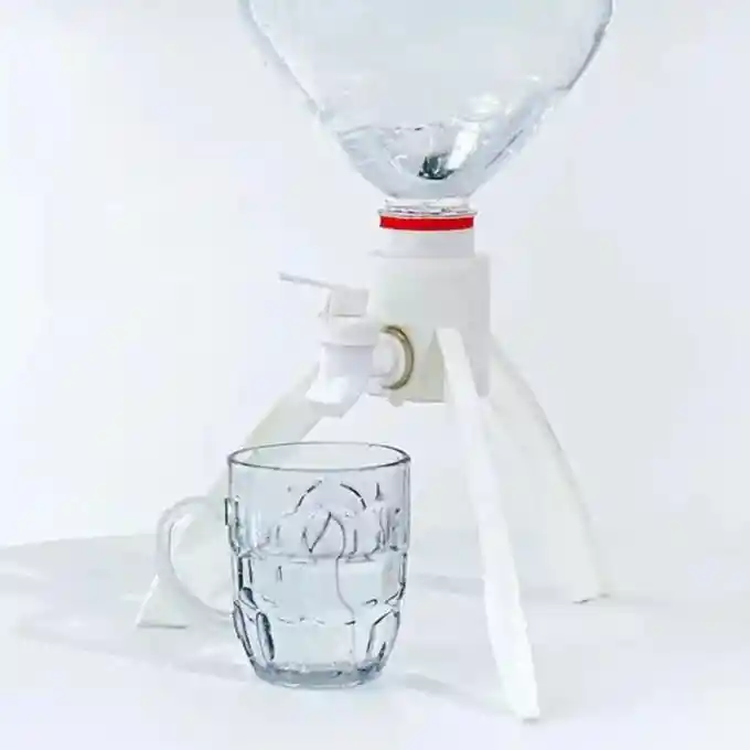 Soporte Dispensador Triangular Para Botellón De Agua