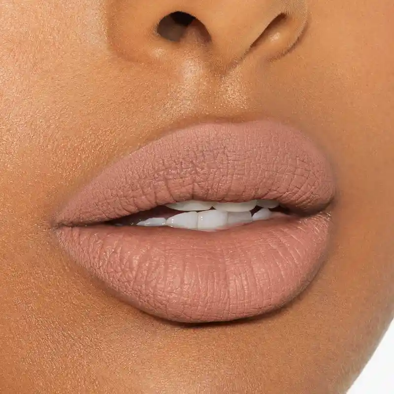 Labial Kylie Jenner Tono Nude Commando Original