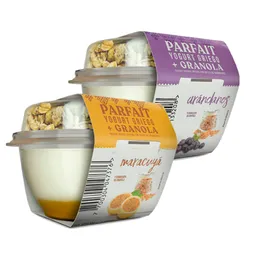 Latti Parfait Yogurt Griego + Granola Sabor Arandanos