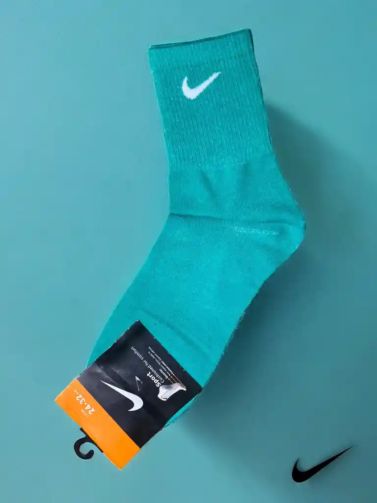 Medias Largas Deportiva Única Talla Calcetín Color Aguamarina Nike Estirable