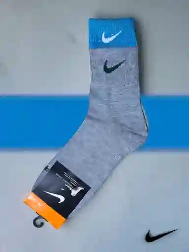 Medias Largas Deportiva Única Talla Calcetín Color Gris Con Franja Aguamarina Calcetín Nike Estirable