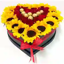 Caja De Corazon De Girasoles Con Rosas Y Chocolates