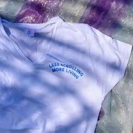 Talla M - Camiseta More Living