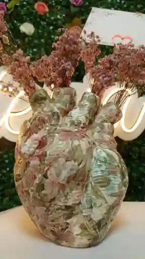 Ceramica Corazon Decoracion Floral Y Follaje