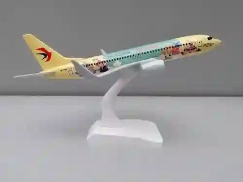 Coleccionable Avion A Escala 1:350, China Eastern Tamiflu B-737, 19cms