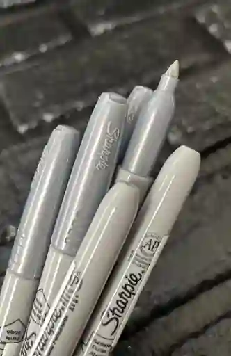 Marcador Sharpie Plateado Fino