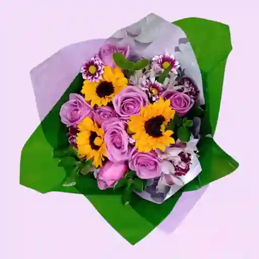 Bouquet De Rosas Moradas Con Mini Girasoles