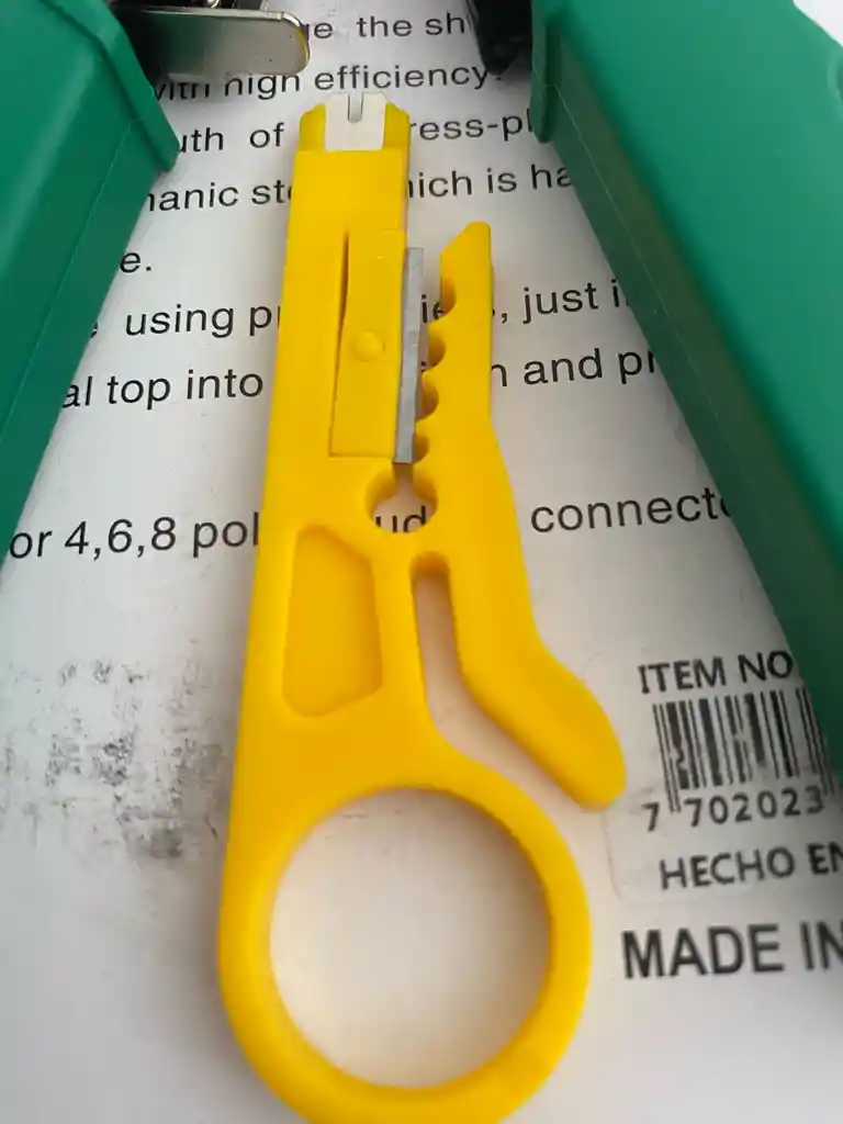 Ponchadora Rj45
