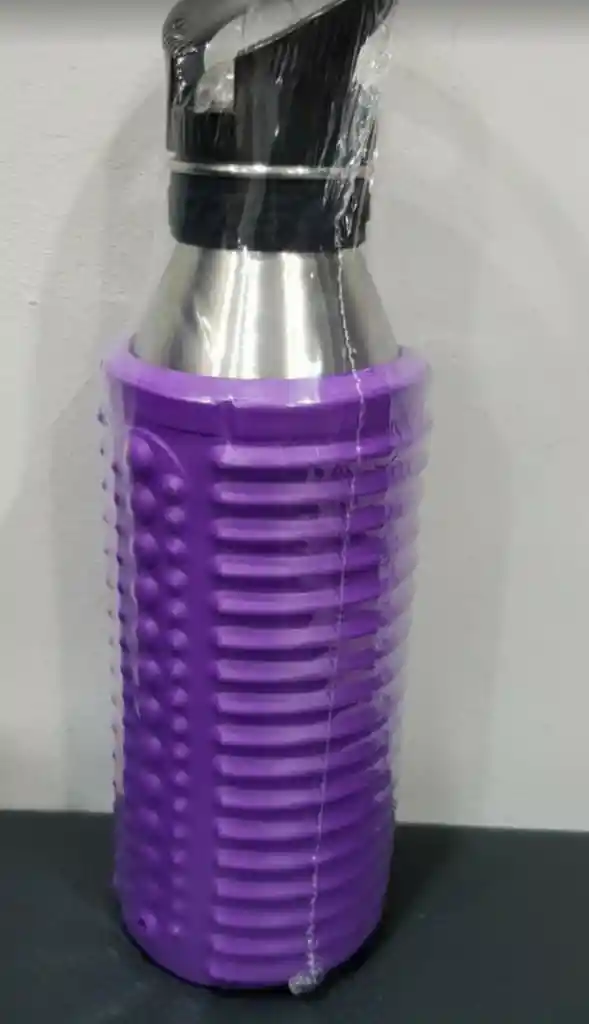 2-in-1 Sports Bottle + Foam Roller 700ml