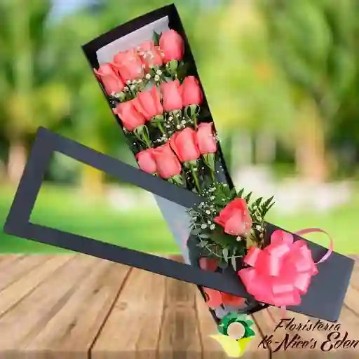 Elegante Caja De Rosas