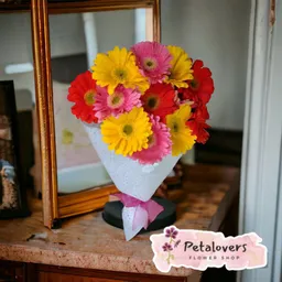 Flores Surtidas 12 Unidades