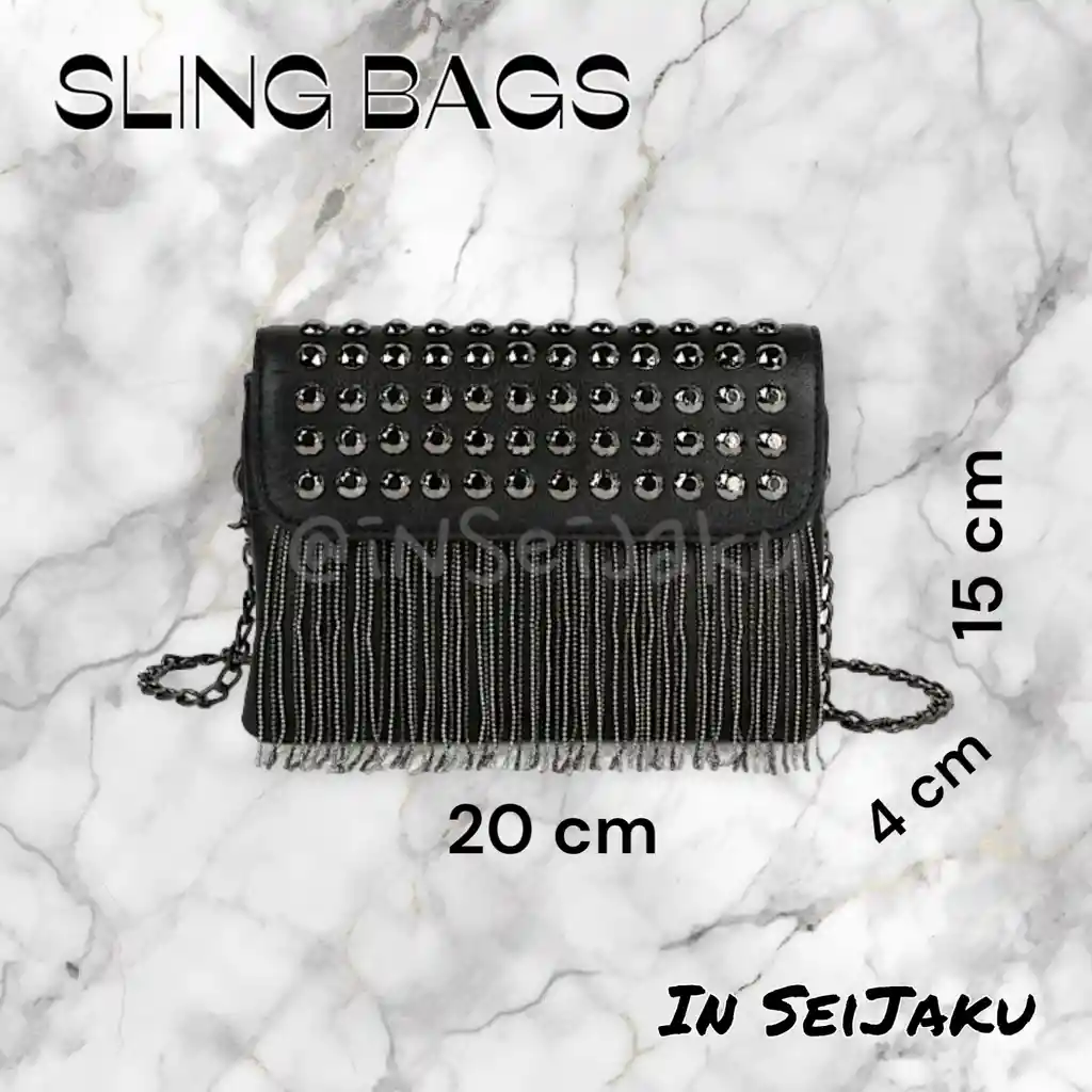 Sling Bag Con Cadenas Y Tachuelas