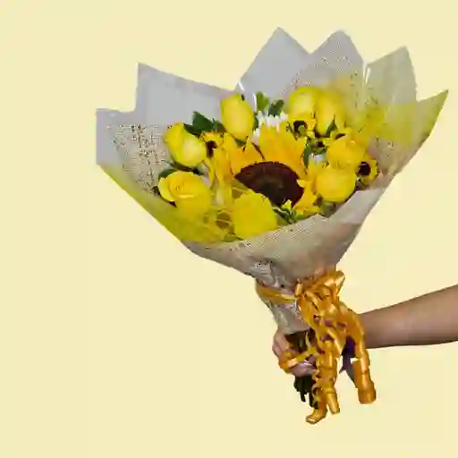 Bouquet De Rosas Amarillas Con Girasol