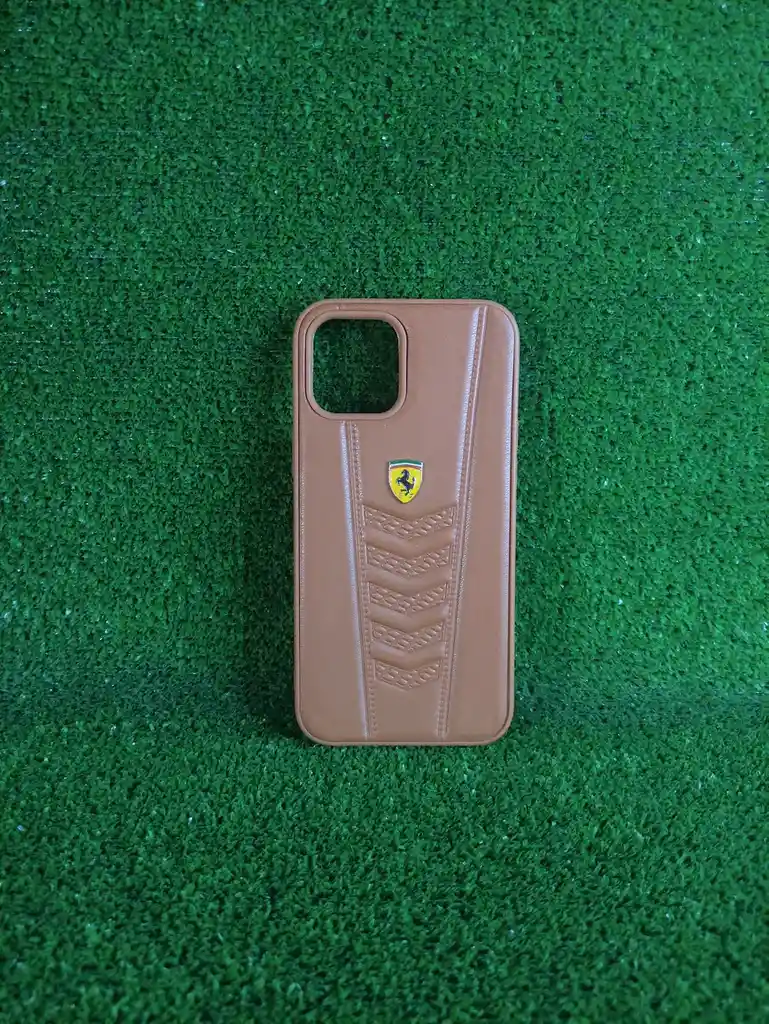 Iphone 11 Pro Max | Case Rigido | Forro Fashion | Carcasa Protectora | Full Proteccion | Mustang Marron