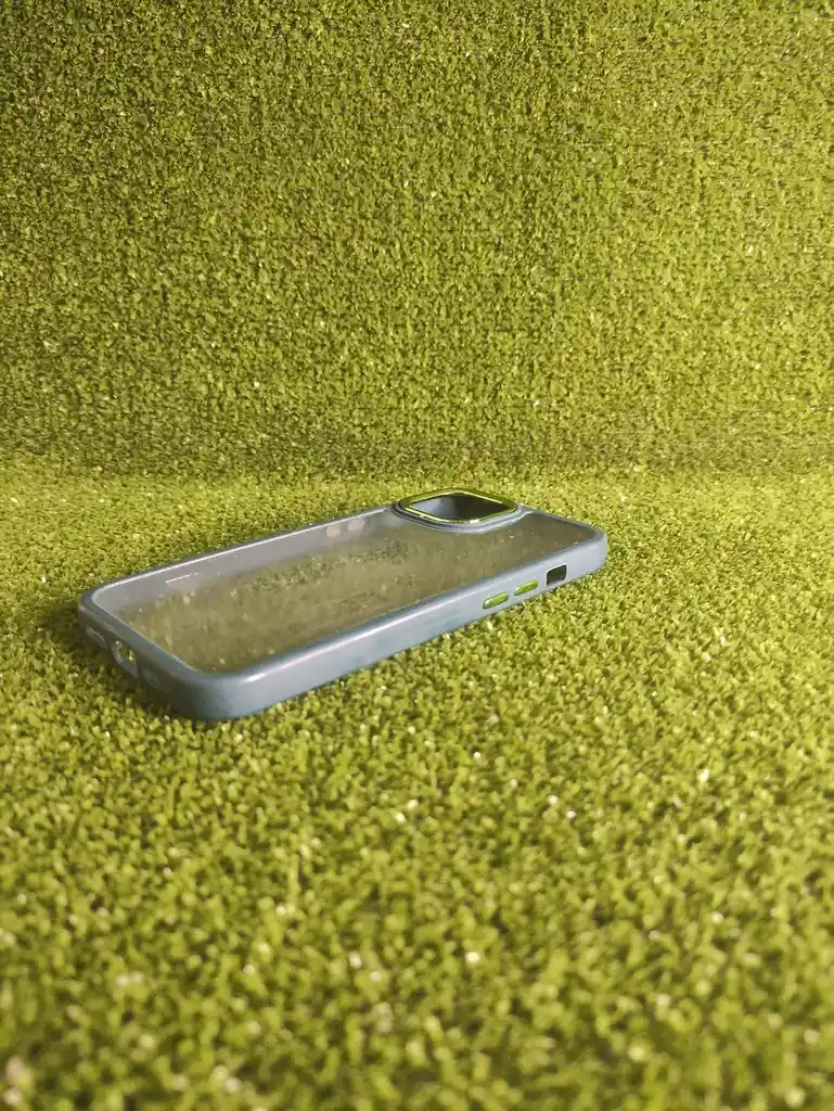 Iphone 15 | Case Rigido | Forro Fashion |carcasa Protectora | Full Proteccion | Space Borde Verde