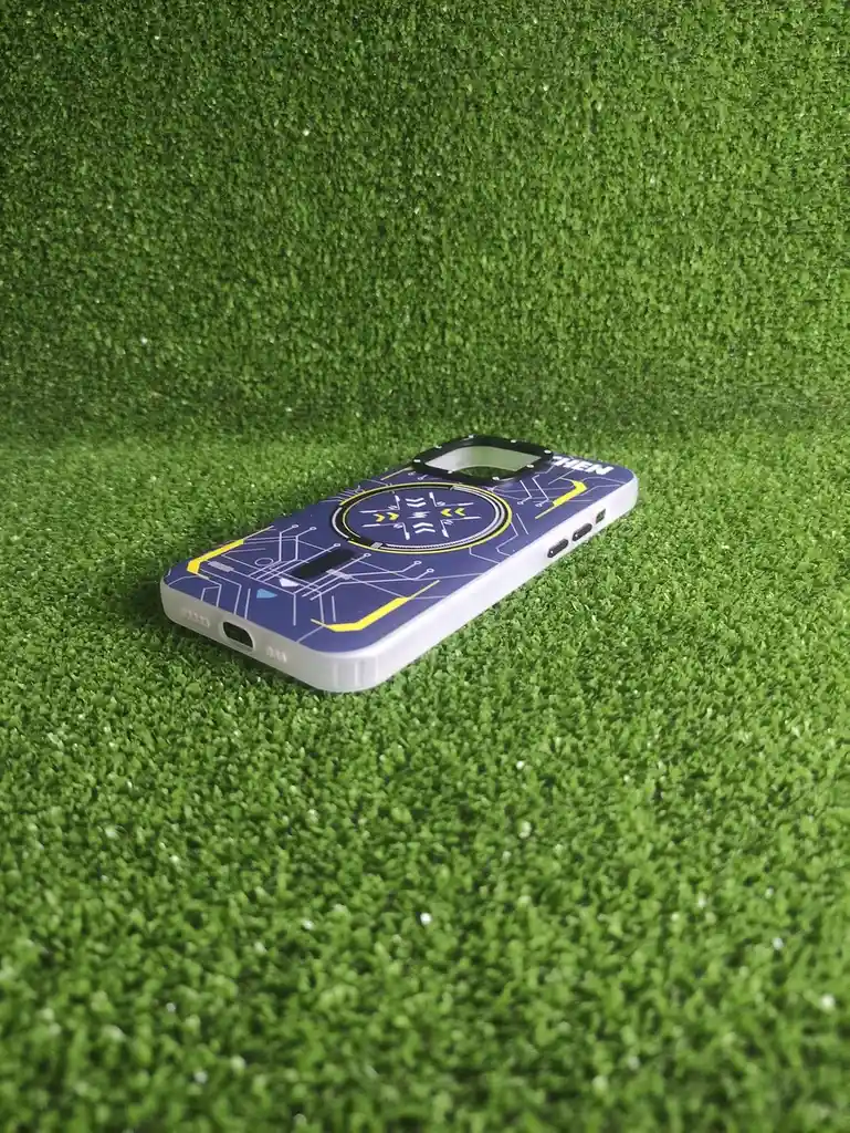 Iphone 13 Pro | Case Rigido | Good Luck Magsafe | Carcasa Protectora | Full Proteccion | Circuito