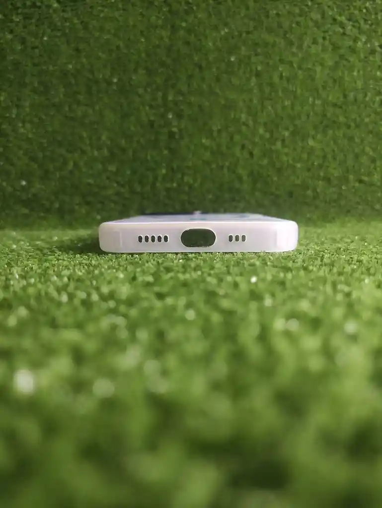 Iphone 13 Pro | Case Rigido | Good Luck Magsafe | Carcasa Protectora | Full Proteccion | Circuito