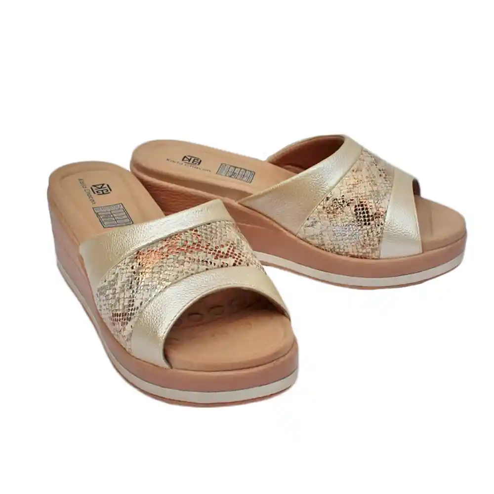 Calzado Zapato Mujer Casual Sandalia Dama Karla Chacon Monica Dorado 40