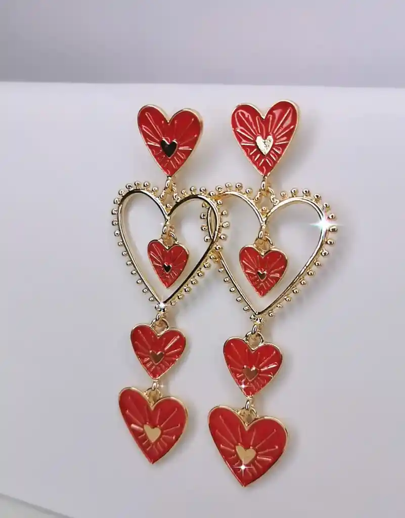 Areta Dorada Corazones Rojos